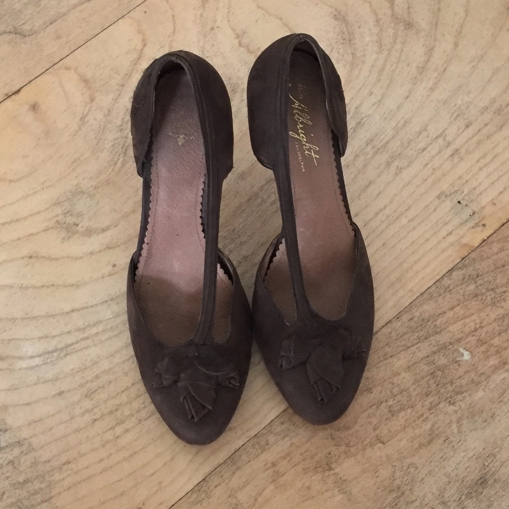 Miss Albright “Isabelle” heels